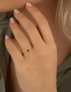 Bague acier doré avec rubis SO OR