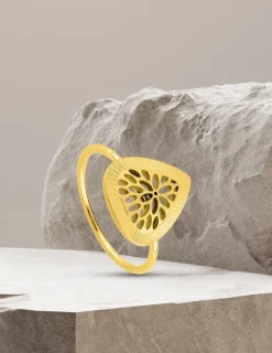 Bague en acier doré avec motif ajourée SO OR