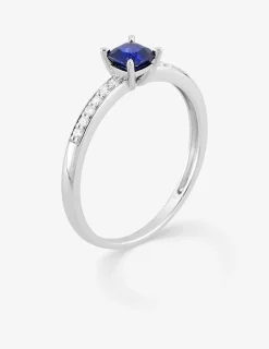Bague en or blanc 375 ‰, saphir et diamants synthétiques 0,08 ct SO OR