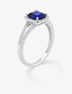 Bague en or blanc 375 ‰, saphir et diamants synthétiques 0,24 ct SO OR