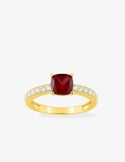 Bague en or jaune 375 ‰, rubis et diamants synthétiques 0,26 ct SO OR