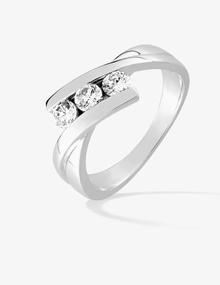 Bague fantaisie argent 925‰ rhodié et trilogie oxydes de zirconium SO OR