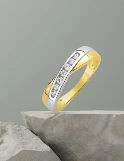 Bague fantaisie or jaune 375‰ rhodium et oxyde de zirconium SO OR