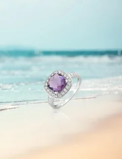 Bague or blanc 375‰, améthyste, oxyde de zirconium SO OR
