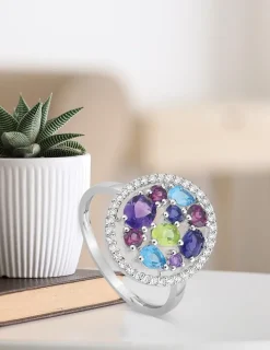 Bague or blanc 375‰, améthyste, péridot, topaze, rhodolite, oxyde de zirconium SO OR