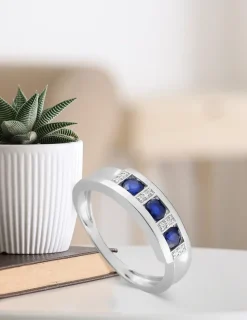 Bague or blanc 375‰, saphir et oxyde de zirconium SO OR