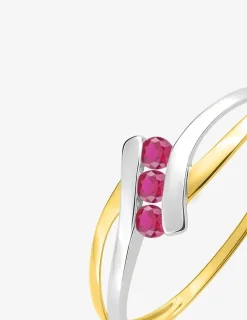 Bague or jaune 750 ‰, rhodium et trio de rubis SO OR