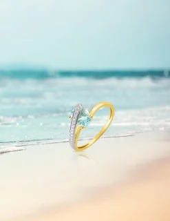 Bague or jaune 375‰, aigue-marine, oxyde de zirconium SO OR