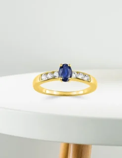 Bague or jaune 375‰, saphir et oxyde de zirconium SO OR