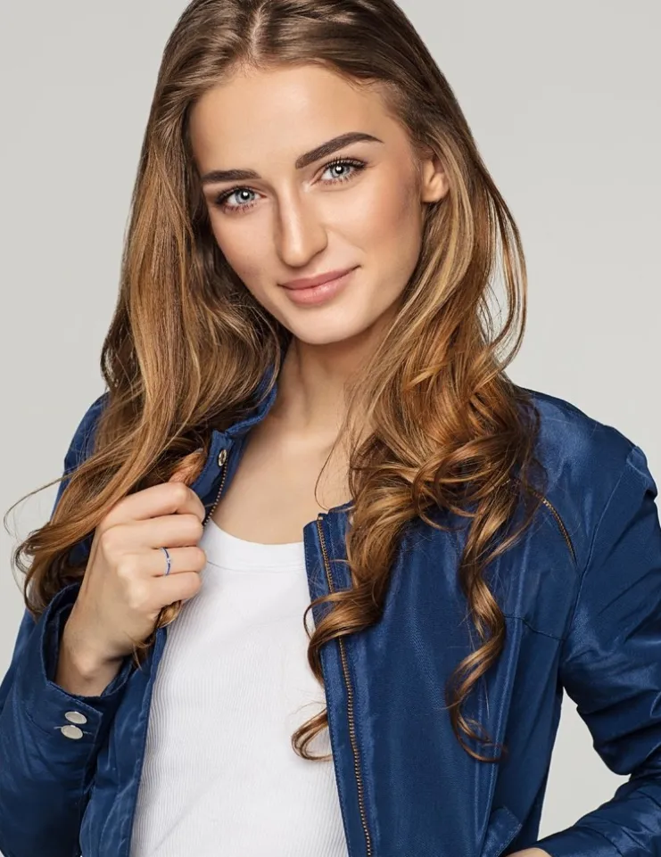 Bague Promesse Or blanc 375‰, laque bleue et oxyde de zirconium SO OR