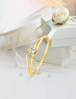 Bague solitaire or jaune 375 ‰ et oxyde de zirconium SO OR
