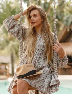 Boucles d'oreilles clous or jaune 375‰ et topaze SO OR