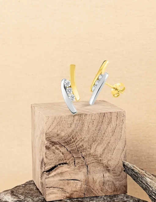 Boucles d'oreilles en or jaune 375‰ et oxyde de zirconium SO OR