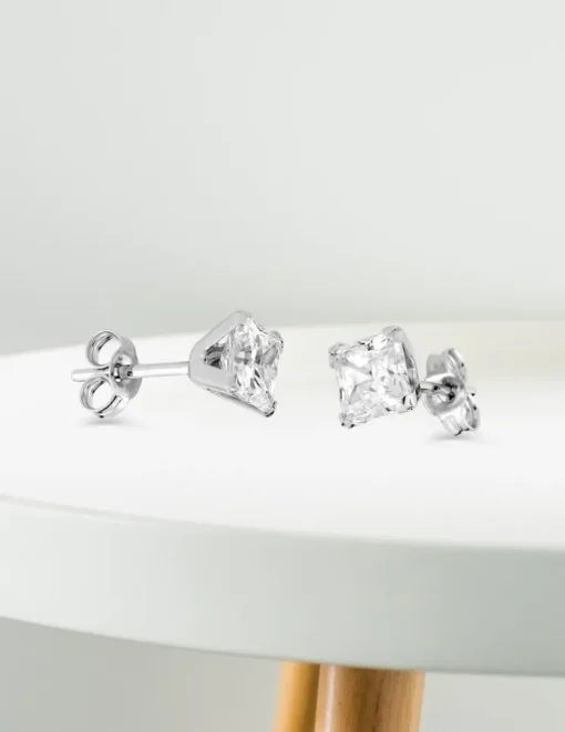 Boucles d'oreilles or blanc 375‰ et oxyde de zirconium SO OR