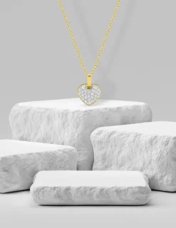 Collier cœur empierré oxydes de zirconium en or jaune 375 ‰ et rhodium SO OR