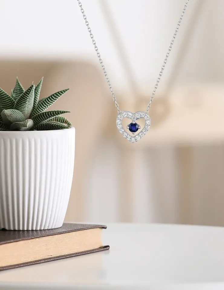 Collier cœur or blanc 375‰, saphir et oxyde de zirconium SO OR