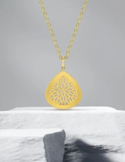 Collier en acier doré avec motif ajouré SO OR
