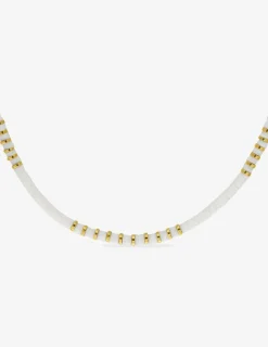 Collier en acier doré avec perles synthétiques blanches SO OR