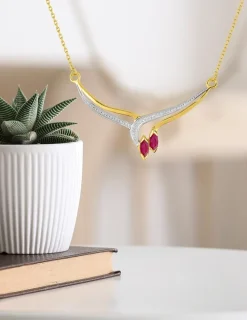 Collier fantaisie or 375‰, rubis et oxyde de zirconium SO OR