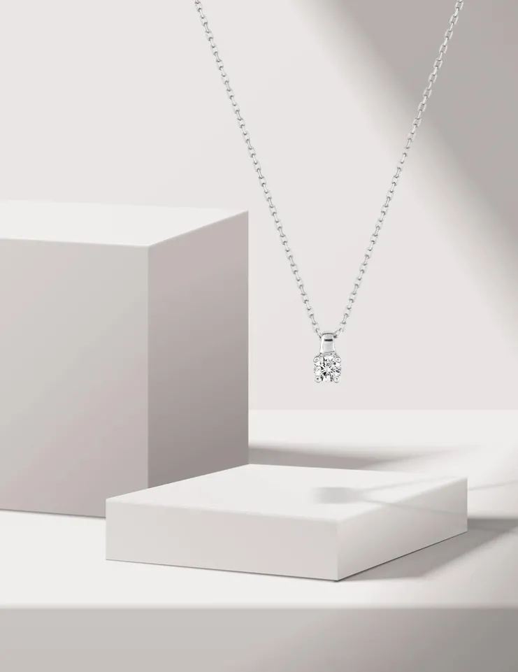 Collier or blanc 375 ‰ et oxyde 3 mm serti quatre griffes SO OR