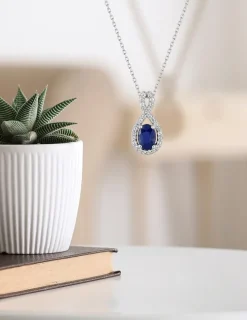 Collier or blanc 375‰, saphir et oxyde de zirconium SO OR