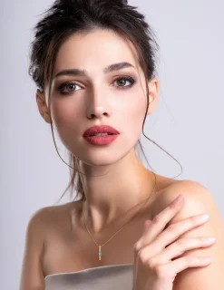 Collier or jaune 375‰, topaze, oxyde de zirconium SO OR