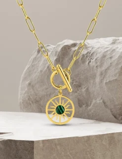 Collier pendentif acier doré, malachite synthétique et fermoir barrette SO OR